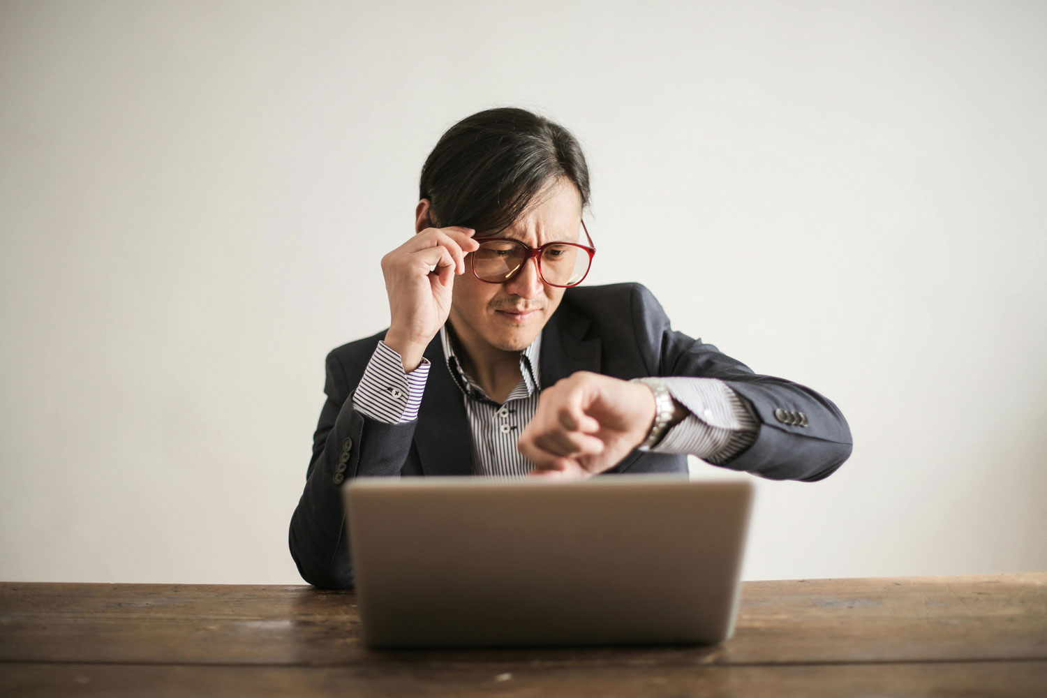 From Chaos to Clarity: The Inuio Approach to Operational Excellence